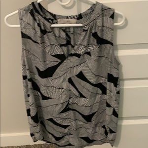 Short sleeve black blouse